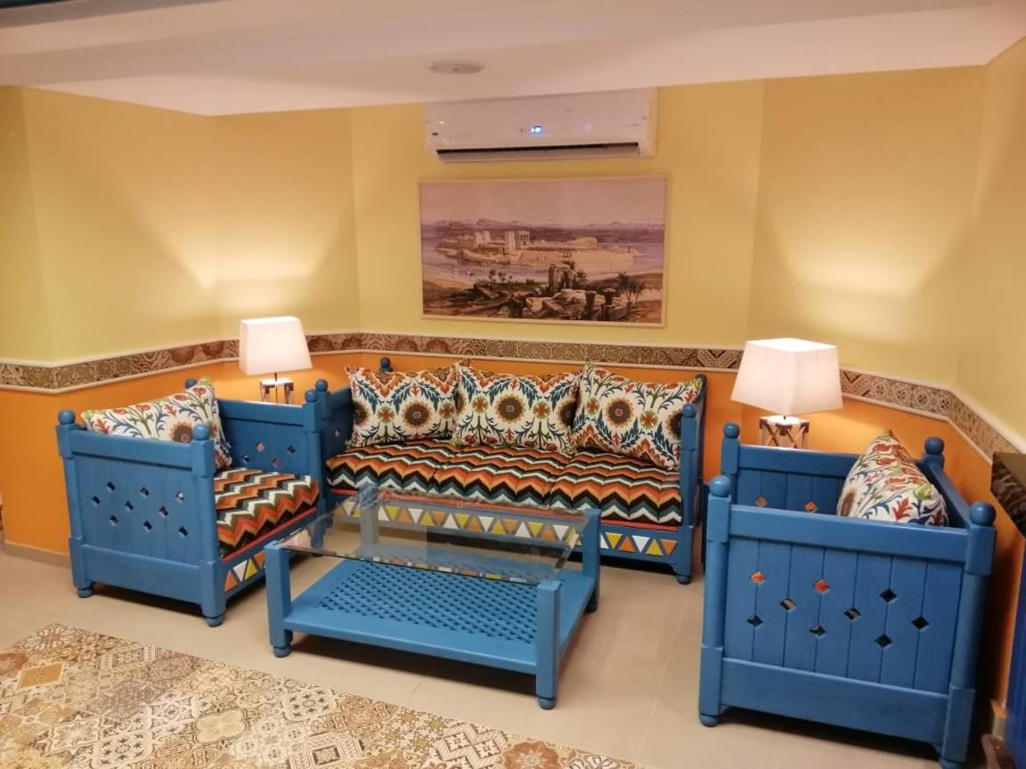 Almadiafa - المضيفه Hotell Kairo Exteriör bild