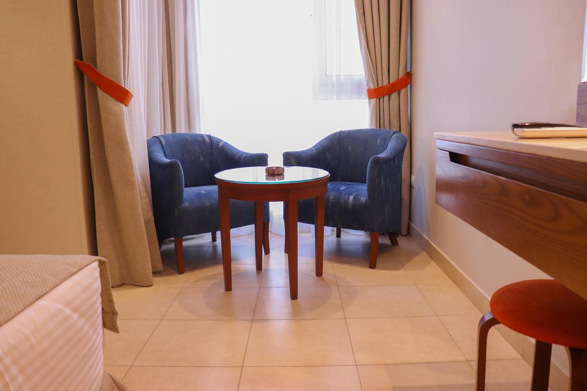 Almadiafa - المضيفه Hotell Kairo Exteriör bild