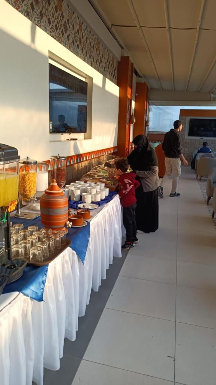 Almadiafa - المضيفه Hotell Kairo Exteriör bild